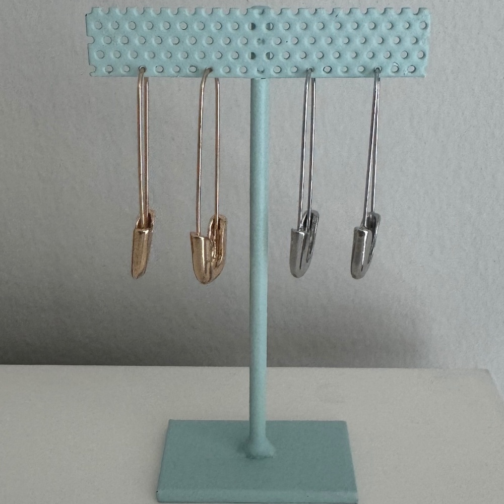Safety Pin Dangle Earrings | Edgy Punk-Inspired Statement Drop Earrings